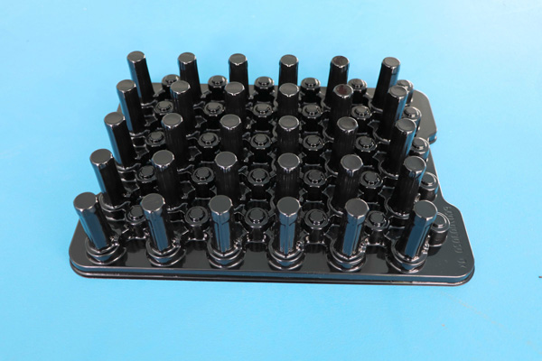 六(liu)安電子産(chǎn)品吸塑包(bao)裝-定制電(diàn)子産品吸(xī)塑包裝-方(fang)立包裝紙(zhǐ)箱