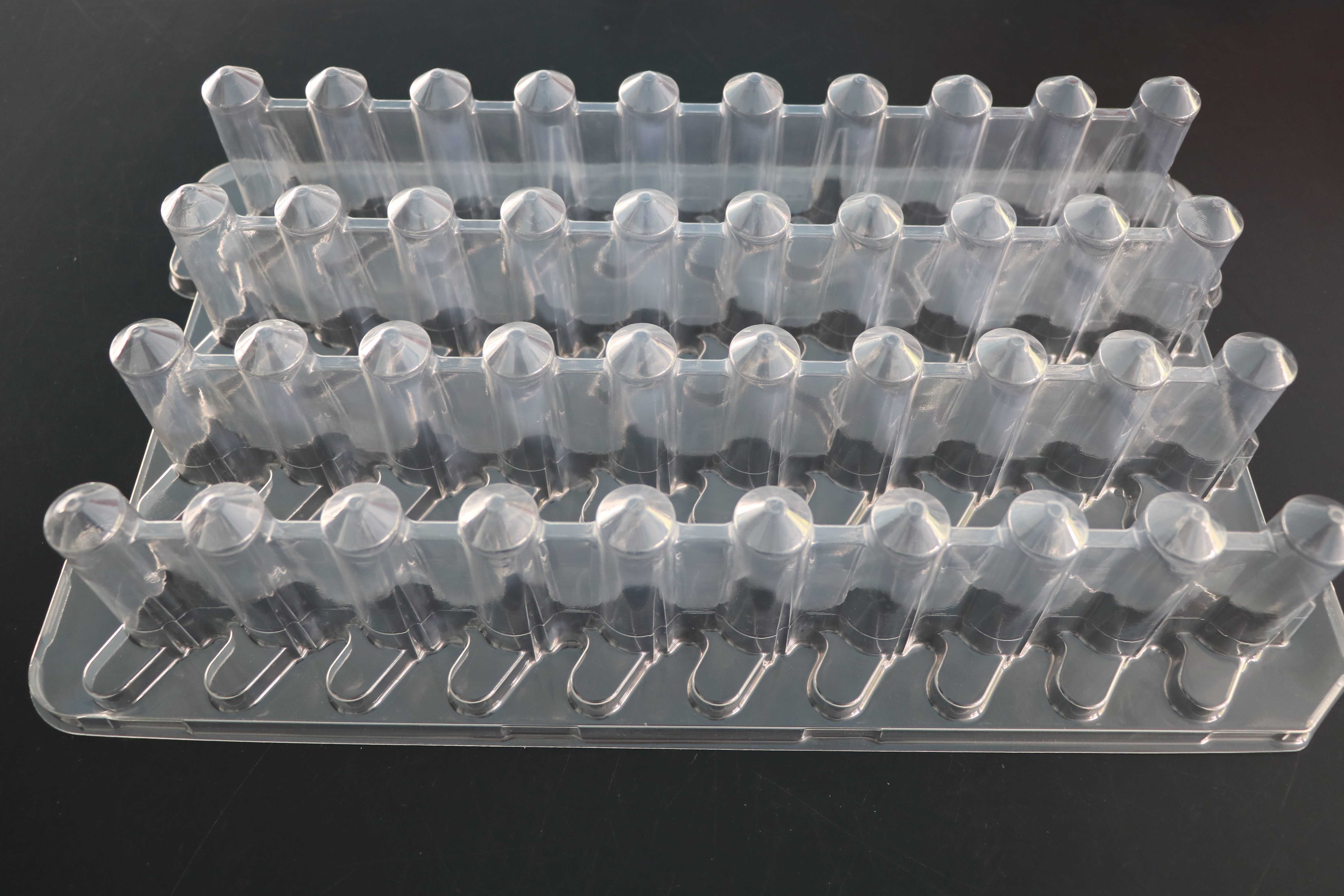 汽(qi)車零部(bu)件吸塑(sù)包裝