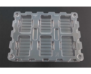 電(dian)子産品吸塑包(bāo)裝